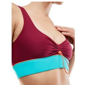 Fabletics Fiona Medium Impact Sports Bra